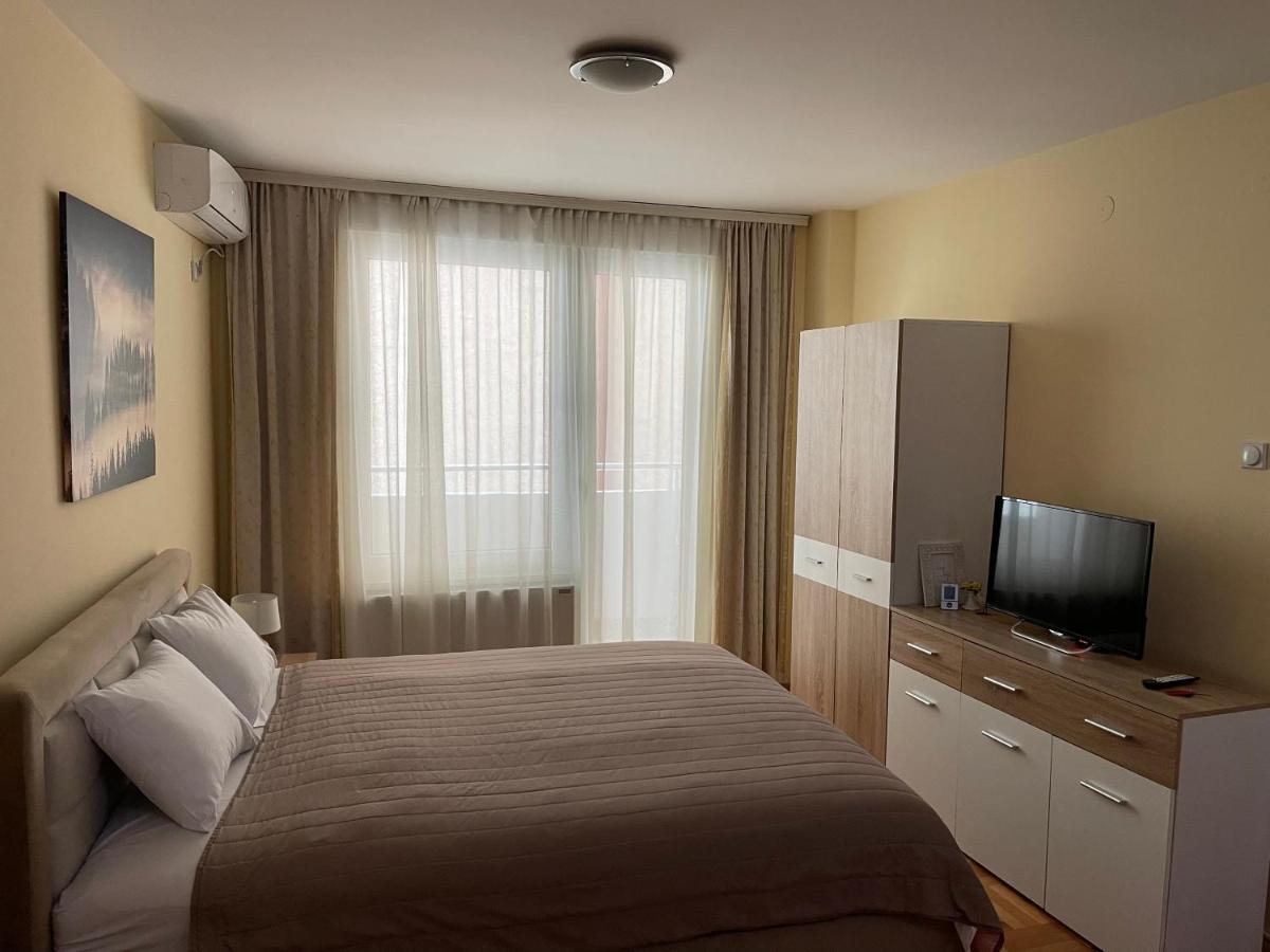 Trident Apartments 2 Nis Bagian luar foto